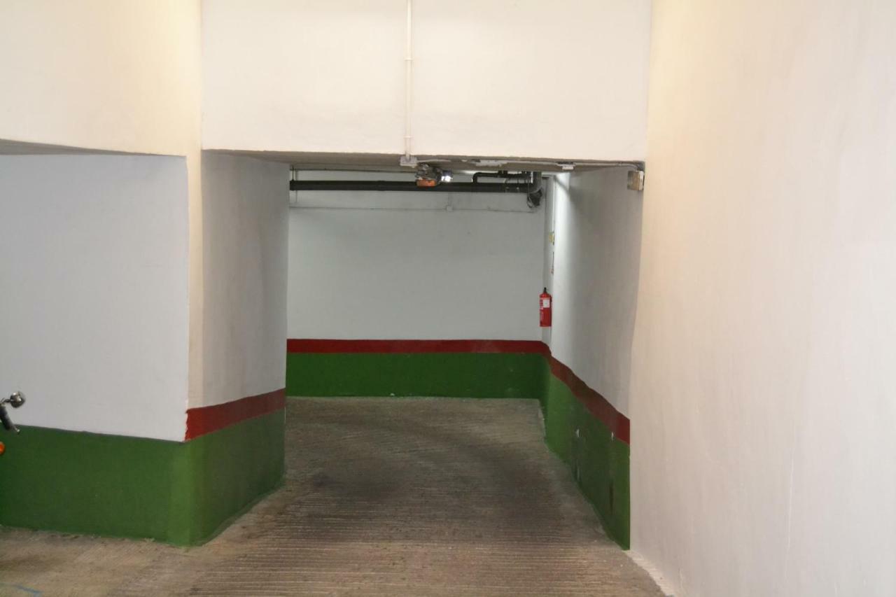 Sherryflat Caballeros - Parking Jerez de la Frontera Dış mekan fotoğraf